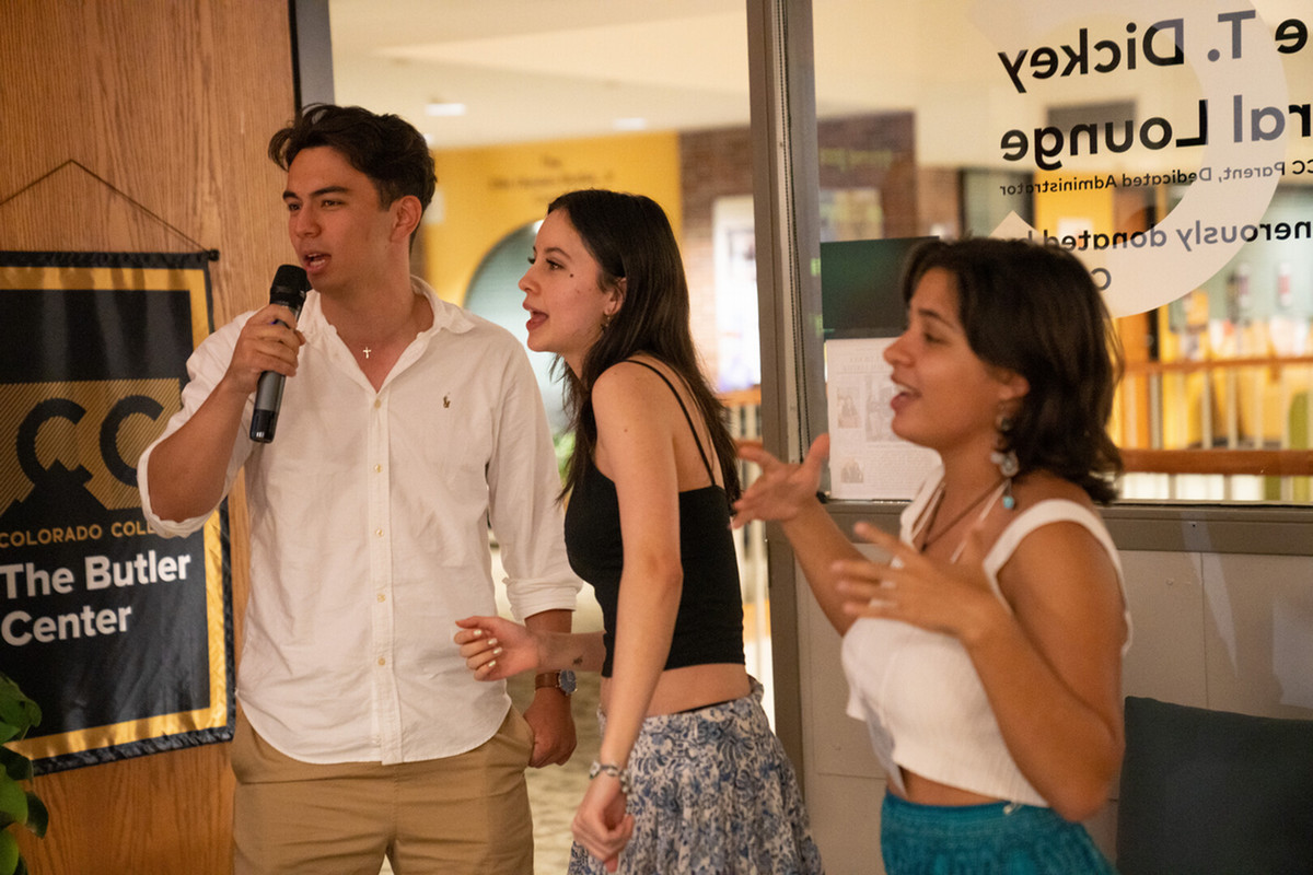 Left to right, Ronan Takizawa ’26, Josefina Rodriguez Poggio ’27, and Chiara Mia De Felice Villalón 27, singing at the International Student Karaoke organized by ISSS on Saturday, Aug. 19. Photo by Mila Naumovska ’26