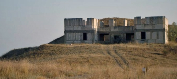 This course examines the history of the Crimean Tatars (Kyrymly), the indigenous people of the Crimean peninsula, in the context of their political and cultural ties to the Russian Empire.