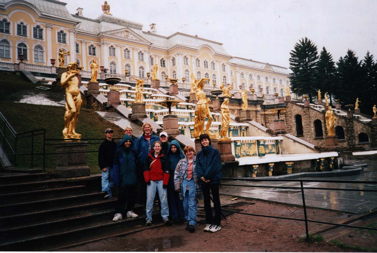 Early May in Peterhof, in front of the palace <span class="cc-gallery-credit"></span>