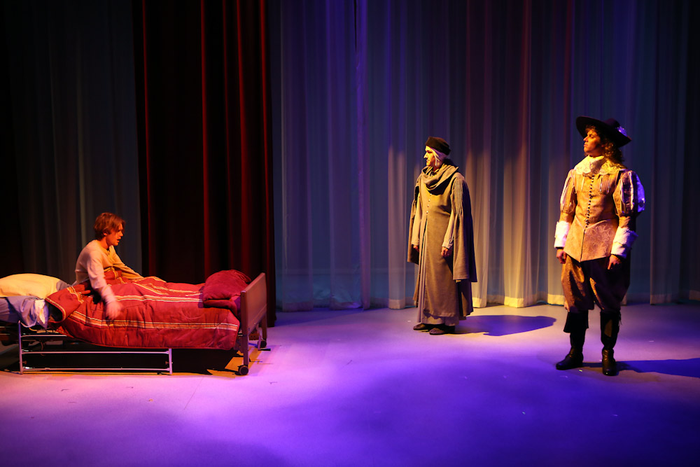 2014, Angels in America, Directed by Tom Lindblade <span class="cc-gallery-credit"></span>