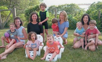 Alumnae from the class of ’89 held their own mini-reunion on Cape Cod, Mass., in 2004. Front row, Sarah Fixler (left) and Charlotte Luster. Back row, from left, Jackson Luster, <strong>Amy Mullen Luster</strong>, <strong>Angie McHaffie Fixler</strong>, Sara Luster, Reider Watson, <strong>Bobbie Williams Watson</strong>, Caroline Jones with mom, <strong>Sarah Douglass Jones</strong>, and brother, Henry. A “great time” was had by all.