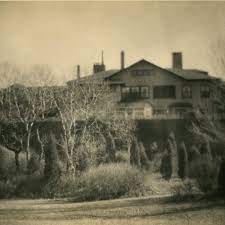 Early photo of the Broadmoor Art Academy
