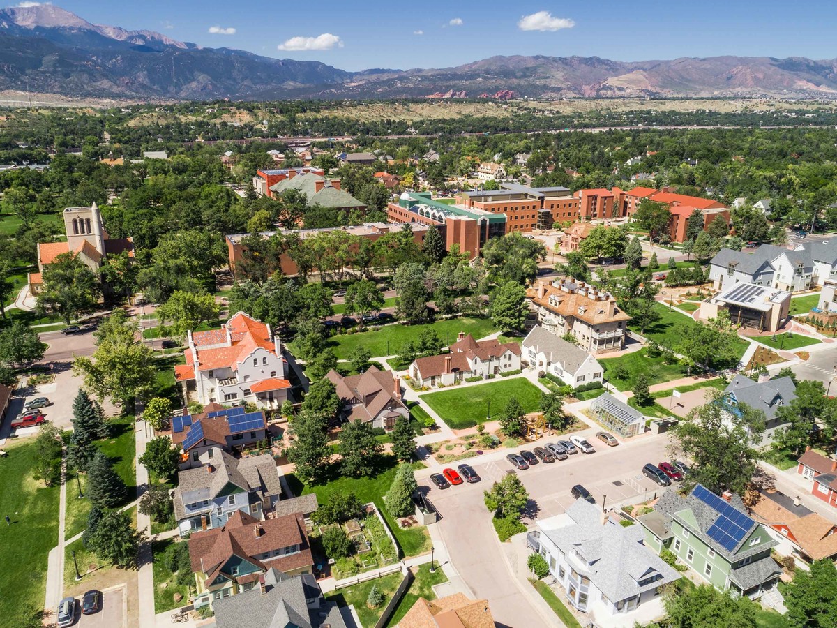 Faculty Awarded Tenure, Promotion, and Emeriti Status at Board Meeting