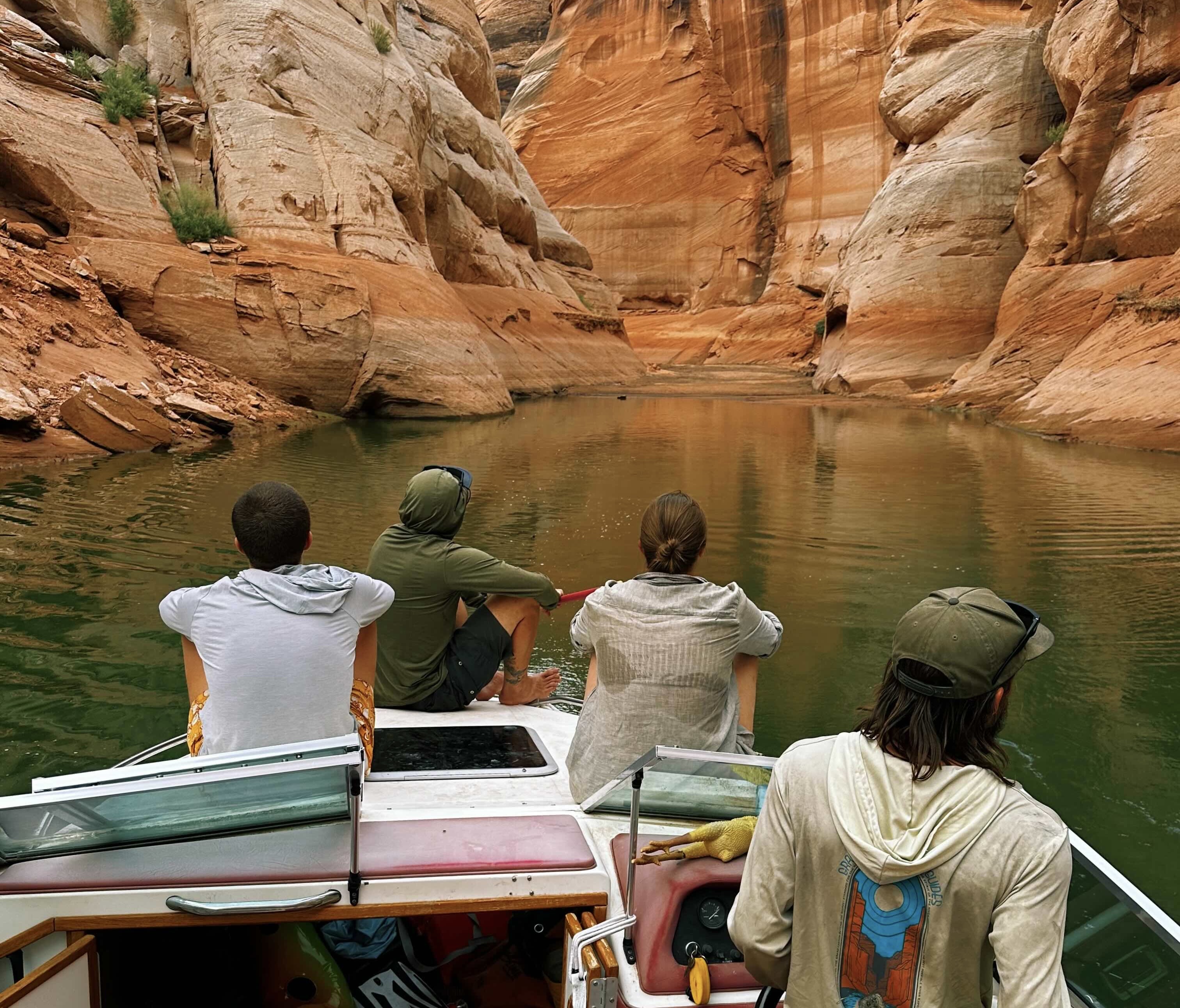 Evelyn Baher-Murphy ’25 interviews Shannon Herbst at Lone Rock in Wahweap Bay, Lake Powell in October 2024. Photo provided by Baher-Murphy.