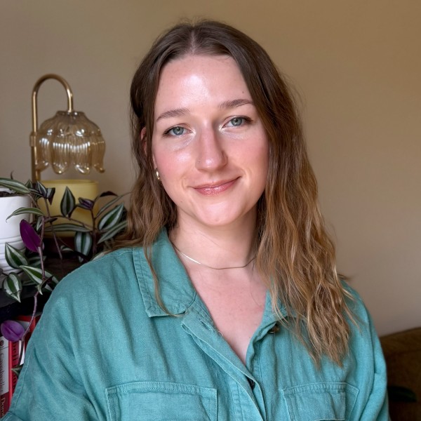 Nan Lanier (Psychology Major and FGS Minor ’20) Graduates with Dual Master’s Degrees in Social Work and Couple & Family Therapy from University of Louisville