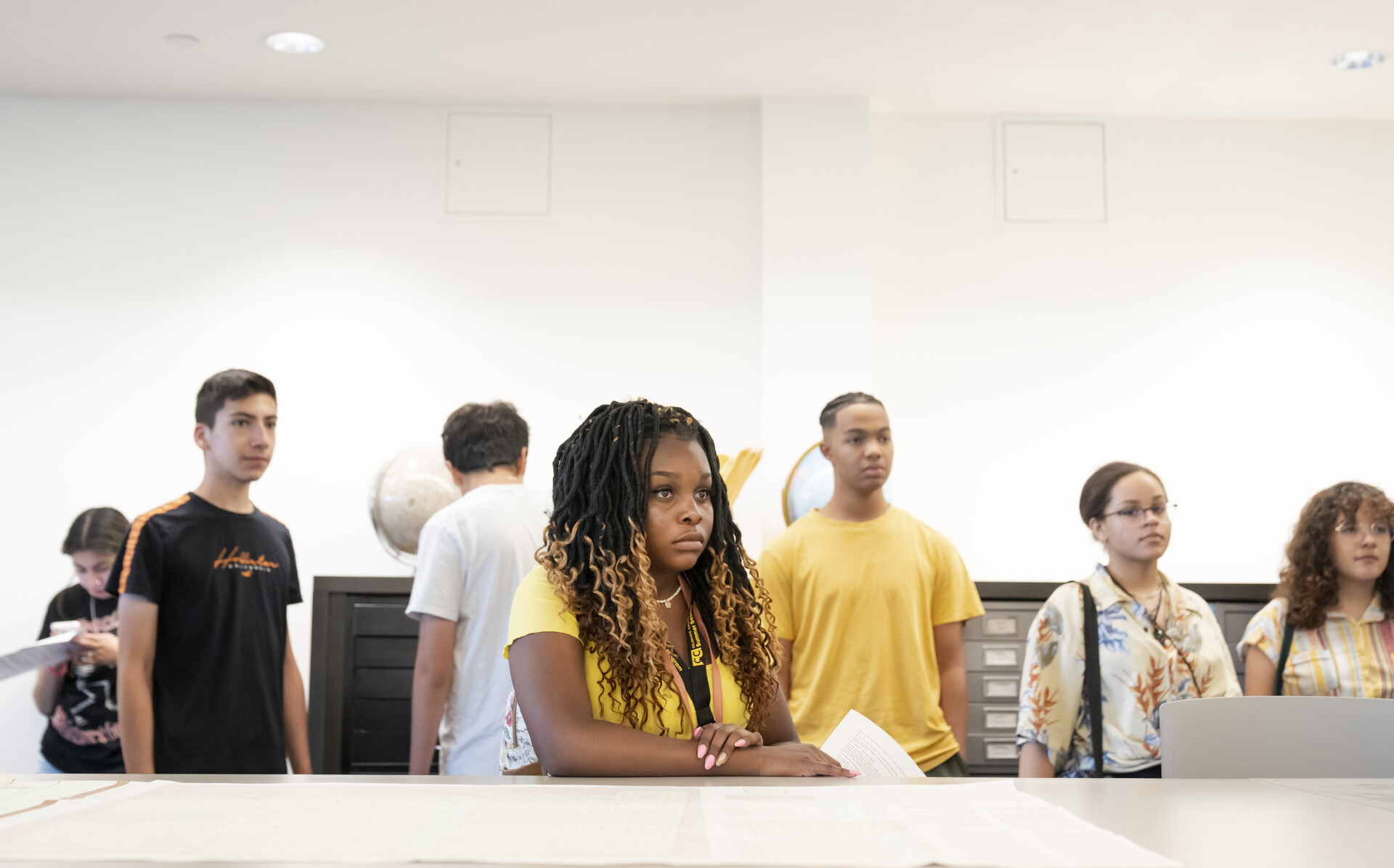Stroud Scholars attend an orientation for Tutt Library. From left to right: Alan Ventura Duran, Stevani Mahoney, Geoffrey Dunn, Tylah Stewart, and Adalee Campbell. Photo by Lonnie Timmons III / Colorado College. 