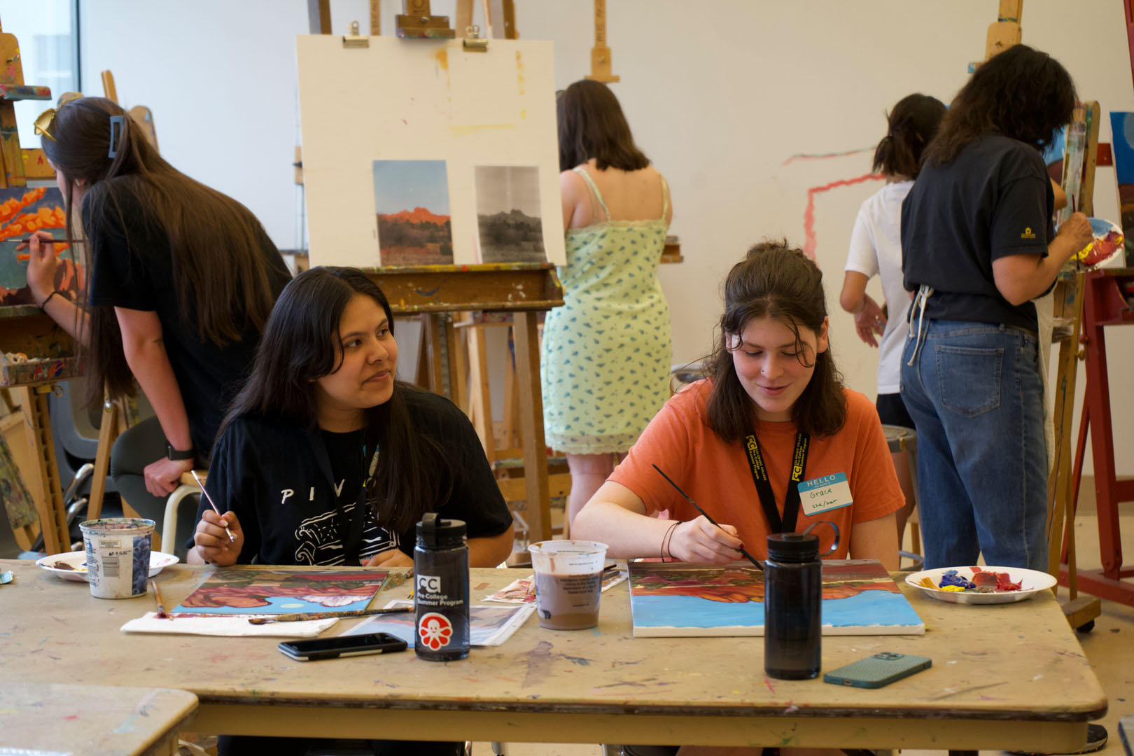 Students participate in a painting class at the Bemis School of Art at Colorado College <span class="cc-gallery-credit">[Matthew Nesstlerodt]</span>