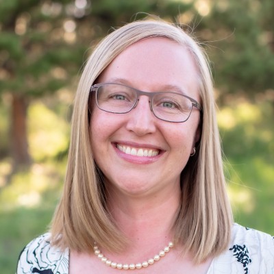 Headshot of Sienna Wood